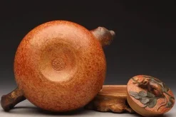 Vollständig handgefertigte authentische thailändische Vintage-Teekanne