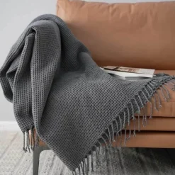 Waffelstrickdecke – weicher, atmungsaktiver Überwurf in Volltonfarbe für das Schlafsofa