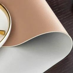 Wasserdichte Tischschutzmatte aus Leder – nordisches minimalistisches Design