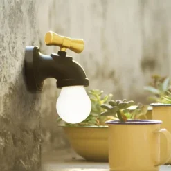 Wasserhahn-Wandlampe - Kreative Wohndekorbeleuchtung