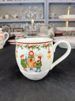 Weihnachtsgeschirr-Set - Teller, Tassen, Schüsseln