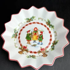 Weihnachtsgeschirr-Set - Teller, Tassen, Schüsseln