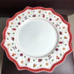 Weihnachtsgeschirrset aus Porzellan – Festliche Feiertagsgeschirrkollektion