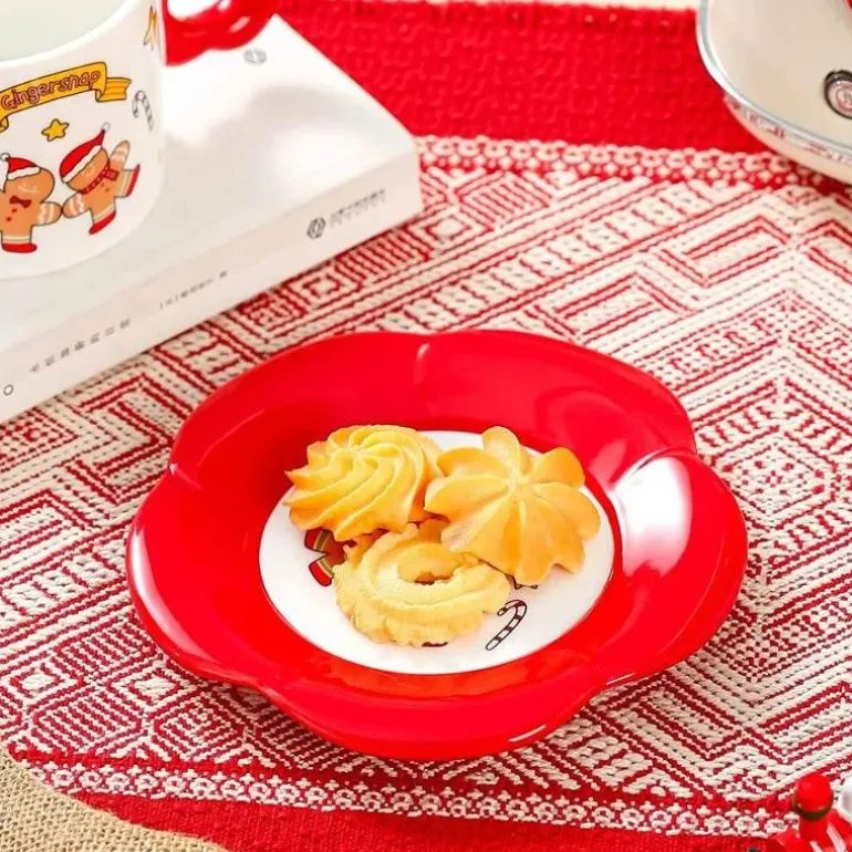 Weihnachtsmann-Teeservice aus Keramik mit festlichem Kaffeetassenlöffel