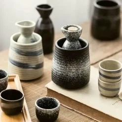 Wein- und Sake-Set aus Keramik mit Heizung – Elegantes Servierset
