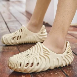 Wellenförmige Strandpantoffeln – bequeme, atmungsaktive Sandalen
