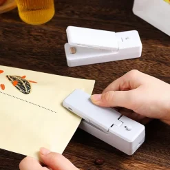 Wiederaufladbarer USB-Lebensmittelversiegeler - Tragbares Vakuumiergerät