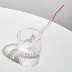 Wiederverwendbarer Glasstrohhalm – farbenfrohe, umweltfreundliche Alternative