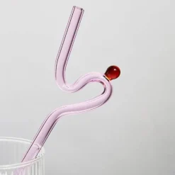 Wiederverwendbarer Glasstrohhalm – farbenfrohe, umweltfreundliche Alternative