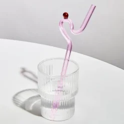 Wiederverwendbarer Glasstrohhalm – farbenfrohe, umweltfreundliche Alternative