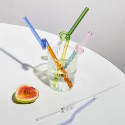 Wiederverwendbarer Glasstrohhalm – farbenfrohe, umweltfreundliche Alternative