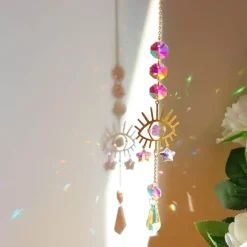 Windspiel und Sonnenfänger aus Kristall mit Mond-Design – Verträumte Heimdekoration